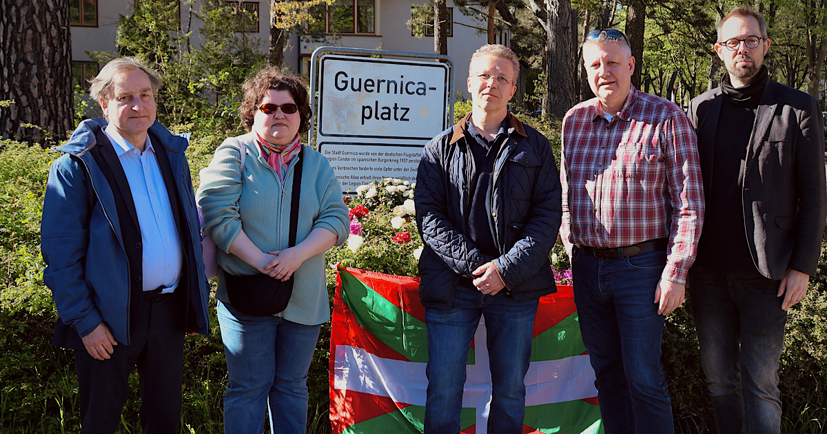 Michael Karnetzki, Olemia Flores Ramirez, Alexander Grapentin, Norbert Buchta, Roman Gerhardt