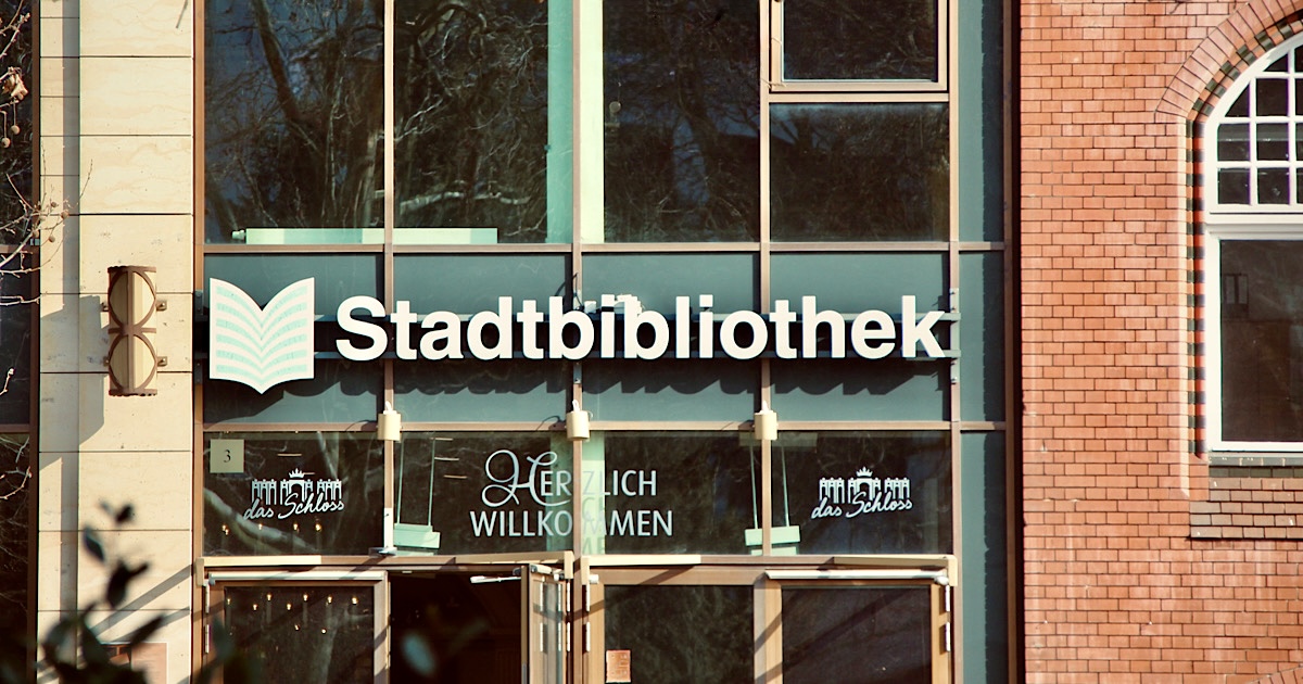 Eingang der Ingeborg-Drewitz-Bibliothek